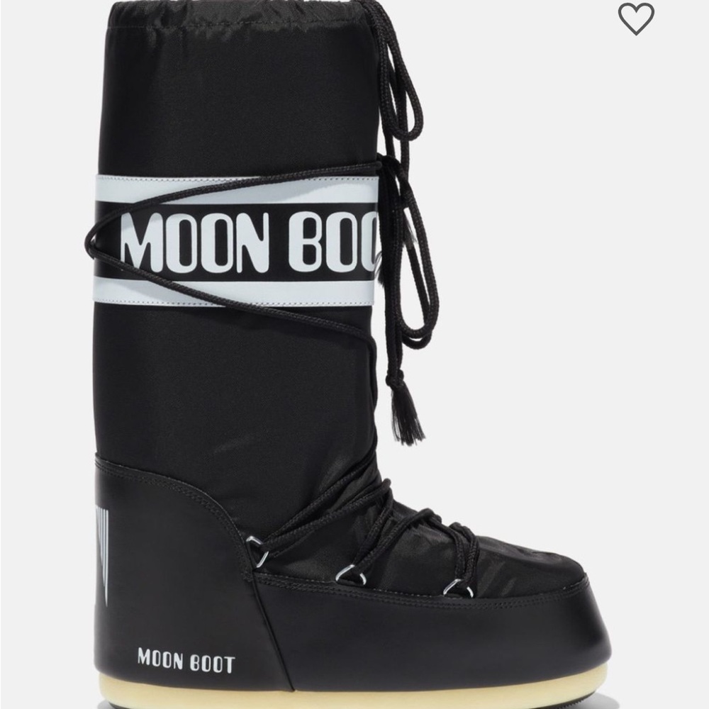 Moon Boots - Iconic Black Nylon Boots - size 35/38